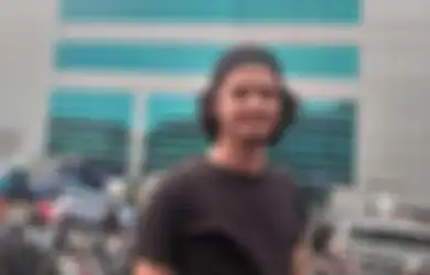 Lama Menghilang dari Dunia Hiburan, Aliando Syarief Akhirnya Kembali Aktif di Media Sosial, Netizen: Jantung Deg-degan