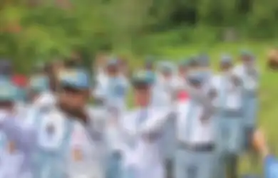 Tak Diberikan Seragam Paskibra, 28 Paskibra Menangis Saat Kibarkan Bendera Merah Putih