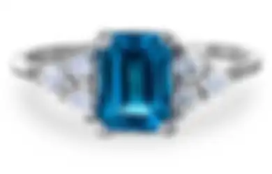 Dikira Hanya Bercandaan Mengenai 'Cincin Pertunangan Impian', Pria Ini Ternyata Berhasil Mewujudkan Lamaran Impian Pacarnya, Kisahnya Membuat Hati Meleleh
