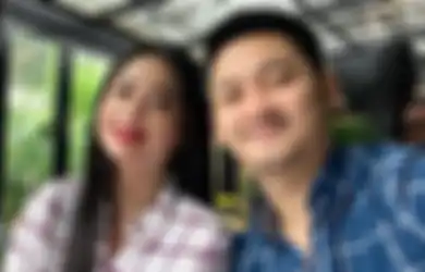 Bak Jatuh Tertimpa Tangga, Sudah Tak Pernah Diberi Nafkah, Dewi Perssik Makin Makan Hati Temukan Hal Mengejutkan di HP Suaminya, Angga Wijaya: Kamu Kira Aku Prostitusi?