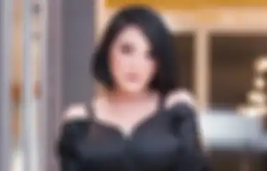 Rela Nyebur ke Dunia Malam Demi Hidupi Buah Hati Usai Dicerai Sang Suami, Nasib Artis Cantik nan Seksi Ini Justru Bikin Geleng Kepala