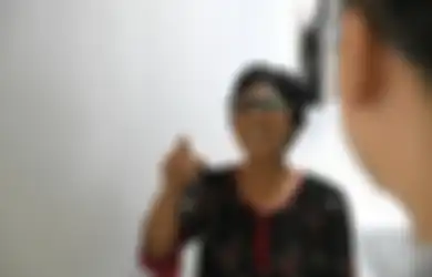 Jadi Manusia Pertama Penerima Transplantasi Kornea Babi, Beginilah Daya Penglihatan Wanita Ini Sekarang