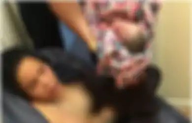 Terkejut Bukan Main, Wanita Ini Telah Divonis Tidak Mungkin Hamil, Tapi Tiba-tiba Melahirkan saat di Toilet, Begini Kisahnya