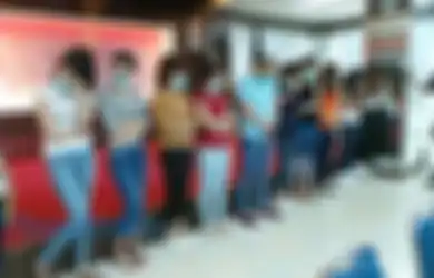 Bak Tak Punya Hati Padahal Sama-sama Perempuan, Mucikari Asal Lumajang Ini Tega Buka Lapak Jajakan Gadis Muda untuk Puaskan Nafsu Pria Hidung Belang, Polisi Bongkar Tarifnya!