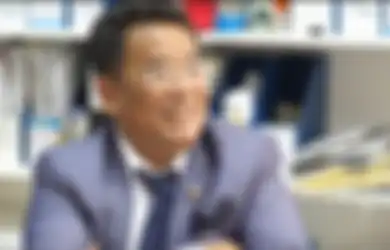 Ibunya Direndahkan Saat Makan di Restoran Mewah Paris, Hotman Paris Mencak-mencak Sampai Harus Pamerkan Isi Tasnya, Pelayan Sampai Terbelalak dan Menaruh Hormat pada Sang Pengacara
