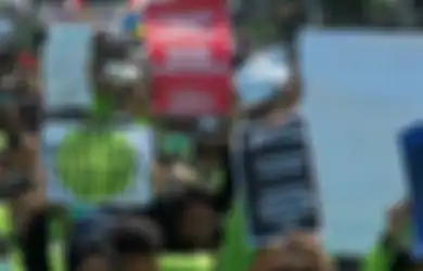 Gue Males Sama Poster Demo yang Nadanya Melecehkan