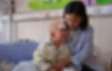 Kuras Semua Uang Untuk Pengobatan Anaknya, Orang Tua Ini Sedih Anaknya Gagal Diselamatkan, Hingga Hal Ajaib Ini Tiba-tiba Terjadi