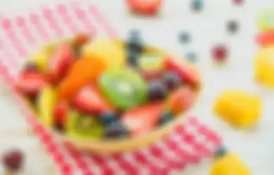 Selama ini Sering Dilakukan, Padahal Makan Buah Sebelum Tidur Bisa Berbahaya Bagi Kesehatan loh!
