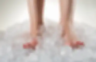 Jangan Anggap Remeh! Kaki yang Terus-menerus Terasa Dingin Ternyata Jadi Tanda Tubuh Sedang Tak Baik-baik Saja, 5 Penyakit Ini Mengintai Anda