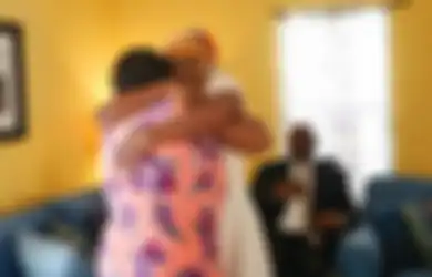 Saat Kecil Ditinggal di Stasiun dan Disebut Telah Mati oleh Sang Ibu, Beginilah Reaksi Wanita Ini Saat Tahu Asal-usulnya Puluhan Tahun Kemudian