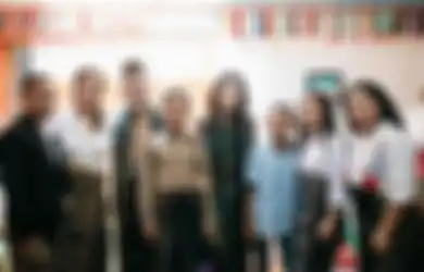Menangis Terharu, Kakek Betrand Peto Tak Kuasa Menahan Tangis Lihat Cucunya Berkisah Soal Masa Kecilnya Jualan Bakpao demi Dapat Uang Rp 2 Ribu untuk Biaya Angkot ke Sekolah
