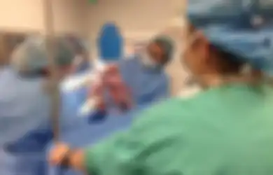 Heboh di Ruang Persalinan Sampai Dokter Menjerit Usai Bantu Kelahiran Bayi Kembar, Ibu Sampai Terharu Lihat Kondisi Mengharukan Bayinya