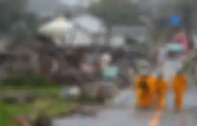 Sebelum Dilanda Topan Terganas Setelah 60 Tahun Terakhir, Warga Jepang Dihebohkan dengan Warna Langit yang Berubah Menjadi Pink, Begini Potretnya!