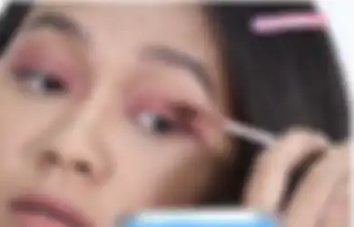 Gini Tutorial Membuat Eyeshadow Pakai Lipstik atau Lip Cream