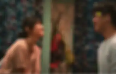 5 Kriteria Cowok Bucin Versi Film Eggnoid. Apakah Lo Salah Satunya?