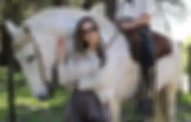 Tahan Banting Meski Diselingkuhi, Kini Artis Cantik Ini Hidup Mandiri dan Miliki Hunian Mewah nan Nyaman