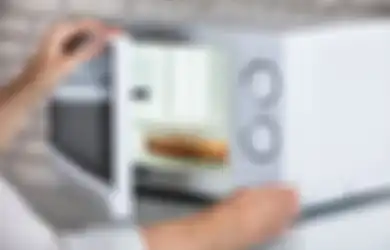 Catat! 10 Makanan dan Minuman ini Tidak Boleh Dipanaskan dengan Microwave, Sebab Bisa Berubah Jadi Racun