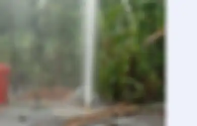 Fenomena Munculnya Semburan Air yang Bikin Heboh Orang-orang, Semburan Air Makin Tinggi hingga Linmas Berjaga Siang Malam