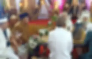 Demi Lestarikan Budaya Sunda, Pasangan Pengantin Ini Hadirkan Mas Kawin yang Tak Biasa, Maknanya Sungguh Mendalam