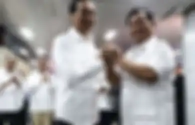 Tunjukkan Pesawat Tempur Eksperimental Hasil Kerja Samanya dengan Indonesia, Presiden Korea Selatan Tak Segan Titip Salam untuk Jokowi Lewat Prabowo Subianto: Sampaikan Kepada Kawan Saya...