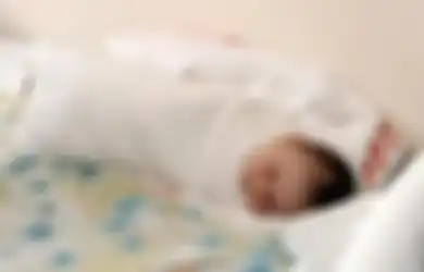 Ajaib! Ibu Ini Lahirkan Bayi Perempuan yang Tumbuh di Luar Rahimnya dengan Sehat