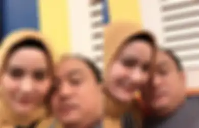 Gak Cuma Modal Paras Cantik, Istri Muda Aziz Gagap Jadi Sorotan Lantaran Punya Profesi Mentereng, Penghasilannya Bikin Melongo!