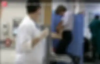 (Video) Bayi Ini Lahir dengan ‘Loncat’ Keluar dari Rahim Ibunya, Dokter dengan Sigap Cepat Menangkapnya