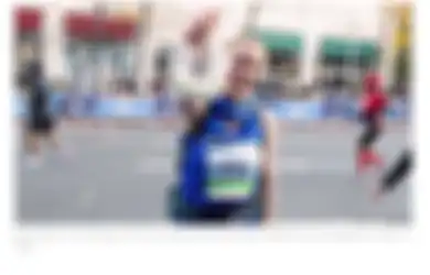 Tunaikan Tugasnya Sebagai Seorang Ibu Menyusui, Wanita Ini Ikut Lomba Lari Marathon 42 km Sambil Perah ASI