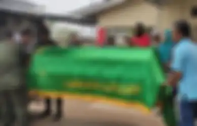 Tangisnya Pecah Begitu Tahu Organ Vital Anaknya Ditendang Gara-gara Soal Remeh, Ibu Korban Tewas Diksar Menwa Minta Hukuman Mati Buat Pelaku. Tapi, Pengacara Tersangka Masih Juga Berkelit Begini