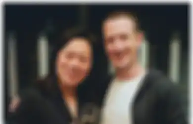 Viral, Wajah Mark Zuckerberg Dikira Pakai Topeng saat Berselancar, Ternyata Begini Cara yang Benar Gunakan Tabir Surya