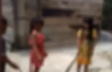 Gagal Paham Kelakuan Bocah +62: Maen Lompat Tali Pakai Ular Sanca!