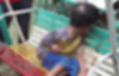 Kurus Tak Terurus, Bocah Ini Ditemukan Tewas Terbakar saat Dipasung, Semasa Hidup Kerap Teriak Kelaparan & Berkawan Kotoran
