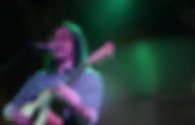 Adhitia Sofyan Rilis Video Tentang Kesedihan, Tanda Mau Bikin Album?