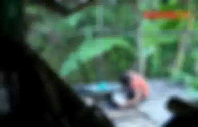  Bocah 10 Tahun Hidup Sebatang Kara dan Tak Mau Diadopsi, Dia Memilih Bertahan Hidup dengan Mengandalkan Alam Seperti Ini