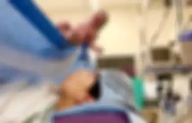 Bawa Keluar Benda Tak Terduga dari Dalam Rahim Sang Ibu, Foto Bayi ini Langsung Viral di Media Sosial