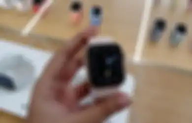 Case Apple Watch Series 5 Black Ceramic Beredar, Tampilannya Mewah!