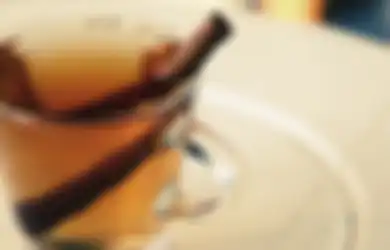 Enggak Banyak Orang Tahu, Minum Air Rebusan Kayu Manis Datangkan 5 Khasiat Ini!