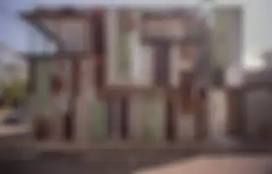 Rumah 'Anti Ditjen Pajak', Luarnya Seng Berkarat, Dalemnya Ternyata Mewah Abis