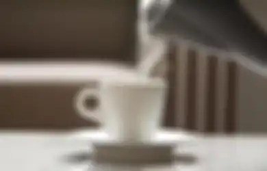 Bukan Sembarangan, Ini 3 Waktu Terbaik untuk Minum Air Putih Hangat!