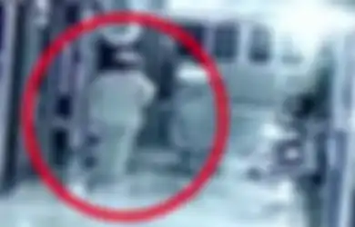 Menyamar Sebagai Perawat, Penculik Ini Melenggang Bebas Menculik Bayi yang Baru Lahir: 'Dia Pikir Wanita Itu Seorang Perawat' 