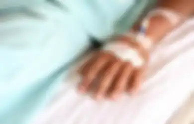Selalu Kesakitan Tiap Bergerak hingga Kulit Keringnya Berjatuhan, Bocah 9 Tahun Ini Bilang ke Ibunya Bahwa Lebih Baik Dia Mati