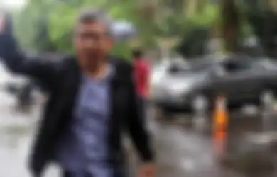 Soroti Kemampuan Jokowi yang Bikin Indonesia Melempem di Dunia, Rocky Gerung Tertawa Saat Jawab Isu Panas Pergantian Wapres: Saudara Terlalu Cerdik...