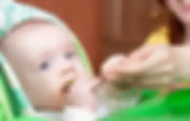 Bayi Demam Setelah Imunisasi? 11 Cara Ini Akan Membantu Menurunkannya