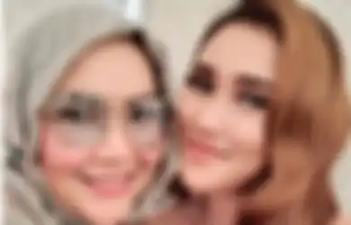 Frustasi Anaknya Tak Kunjung Menikah Setelah 6 Tahiun Menjanda, Umi Kalsum Sampai Relakan Ayu Ting Ting Balikan dengan Mantan, Namun Larang Keras dengan Sosok Ini