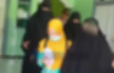 Hendak Cucikan Baju Temannya, AF Malah Temukan Baju Kotor Berlumuran Darah, Saat Dibuka Ia Temukan Bayi yang Telah Tewas, Ini Faktanya!