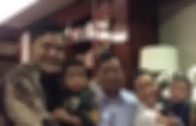 Usai Bikin Kuping Luhut Binsar Panas, Kini Mantan PNS Ini Ikut Lecehkan Keponakan Prabowo Subianto yang Maju ke Pilkada Tangsel 2020
