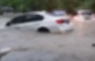 Harta Benda Ludes, Hanyut dan Hilang Selama Banjir, Psikiater Ingatkan Bahaya Depresi 