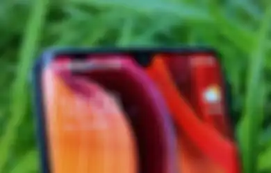 Kamera di Dalam Layar Xiaomi Akan Diproduksi TCL di Tahun Depan