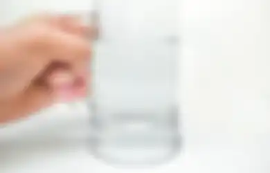 Sebaiknya Jangan Minum Sisa Air Minum Tadi Malam di Pagi Hari, Bisa-bisa Ini yang Akan Dialami Tubuh Anda