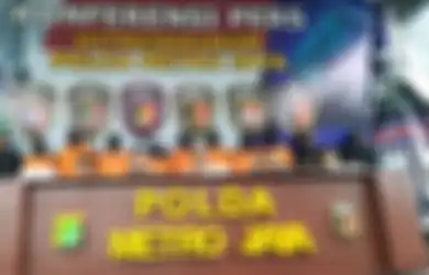 Pantas Polisi Geram, Pria Pembobol ATM Ilham Bintang Raup Untung Sampai 1 Milyar Rupiah Ini Akui Caranya Bobol ATM Dengan Mudah, 'Ga Perlu Pendidikan Tinggi', Hanya Dengan 'Rebahan' di Kamar Sampai Ada Data Nasabah yang 'Dijual'!